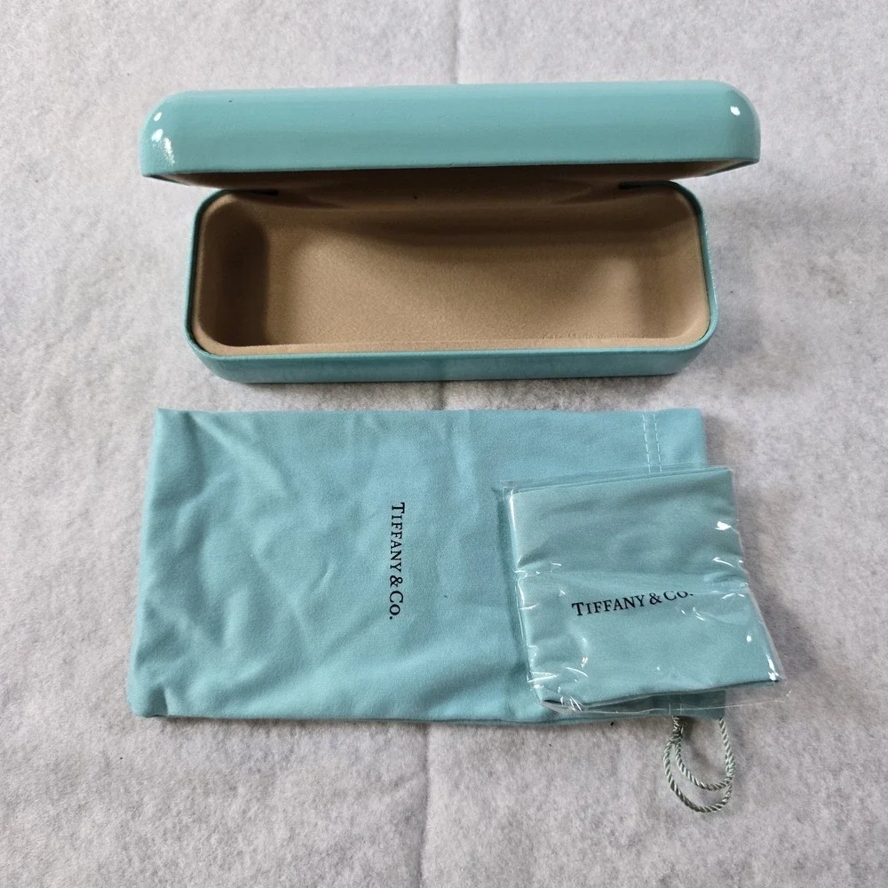 Tiffany & Co. Hard Glasses Case – Tiffany Blue Eyewear Holder